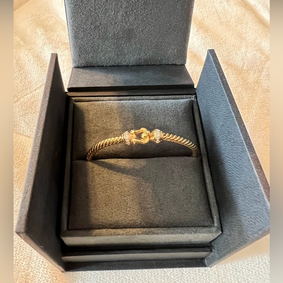 David Yurman Buckle Bracelet 18k Yellow Gold Pavé Diamonds XS - Picture 5 of 6